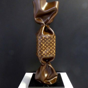 Laurence-Jenkell-bonbon-sculpture-aluminium-plexiglas-Jenk